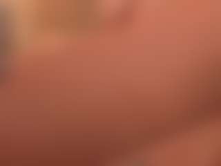 Live cam show with Emma - Camel Toe on TeamSkeetLive