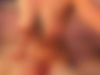 Live cam show with Emma - Blonde Hair Big Tits on AdultVida.com