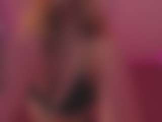 Live cam show with Emma - Sexy on Milfs Live