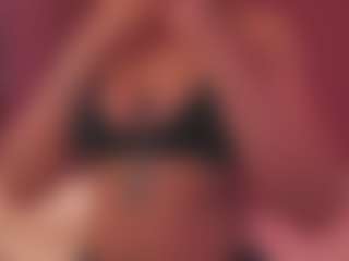 Live cam show with Emma - Camel Toe on Uber Horny