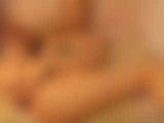 Live cam show with Emma - Erotic Dance on pussylord.com