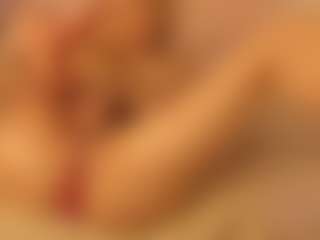 Live cam show with Emma - Blonde Hair Dildo on live18s.com