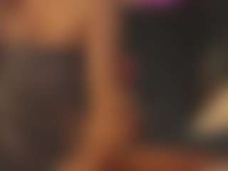 Live cam show with Emma - Dildo Or Vibrator on 1on1-livenow