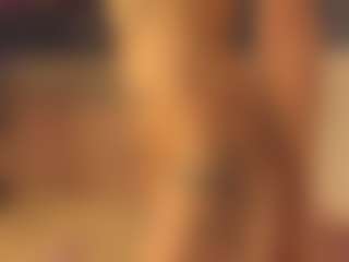 Live cam show with Emma - Spank Blonde Hair on CamSextacy
