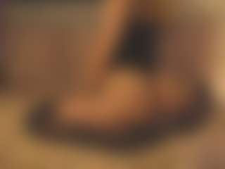 Show de cam en vivo con Emma - Strip en Camsoda