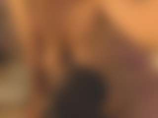 Live cam show with Emma - Twerk on hrnylive.com