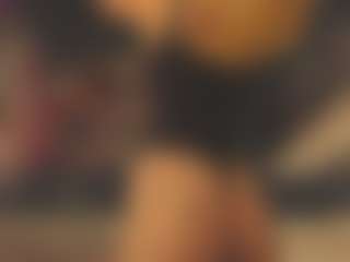 Live cam show with Emma - Oil on ObeyMaria