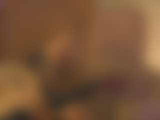 Live cam show with Emma - Deepthroat on sexylivex.com