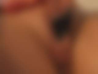 Live cam show with Emma - Shaved on Camsoda