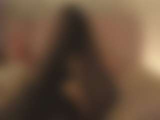 Live cam show with Emma - Blonde Hair on googirlz