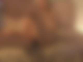 Live cam show with Emma - Dirty Talk on SquirtSoMuch