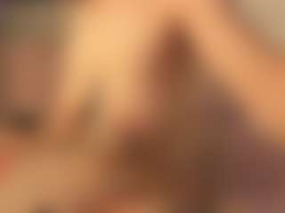 Live cam show with Emma - Cowgirl on Hubzter Live