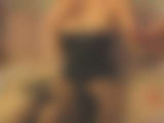 Live cam show with Emma - Blonde Hair on pussylord.com