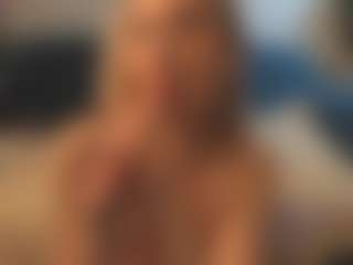 Emma's Live Sex Cam Show