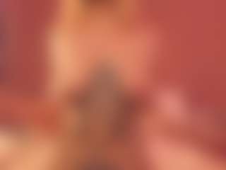 Live cam show with Emma - Sexy on SinfulBabes