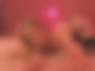 Live cam show with Emma - Shaved on Camsoda