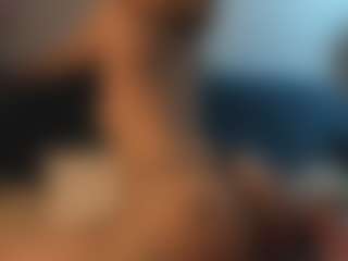 Live cam show with Emma - Erotic Dance on live.xbliss.ai