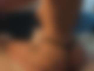 Live cam show with Emma - Brown Eyes Blonde Hair on live.xheat.ai