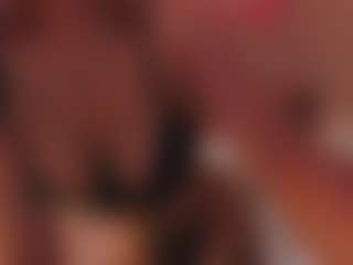 Live cam show with Emma - Brown Eyes Blonde Hair on Camsoda