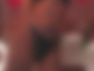Live cam show with Emma - Blonde Hair HD on Camsoda