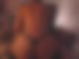 Live cam show with Emma - Moan on CamwithHer
