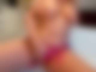 Live cam show with Busty_Girlfriend - Erotic Dance on Fling VIP Chat