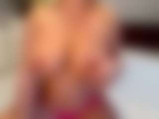 Live cam show with Busty_Girlfriend - Brown Hair on iamadamtest123.com
