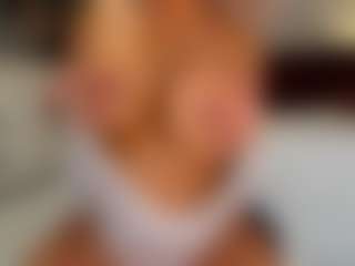 Live cam show with Busty_Girlfriend - MILF on AdultVida.com
