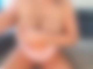 Live cam show with Busty_Girlfriend - Ass Bouncing on Free Soda