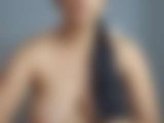 Live cam show with kerry-90 - Squirt on SxyPornLive