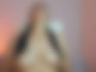 Live cam show with kerry-90 - Big Tits on xDating