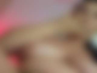 Live cam show with kerry-90 - Fingers on SxyPornLive
