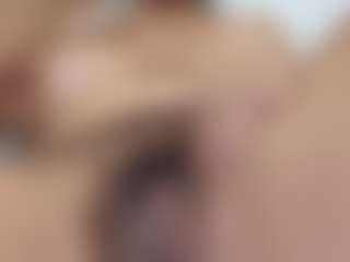 Live cam show with kerry-90 - Brown Eyes Curvy on Mixed Magazine Live