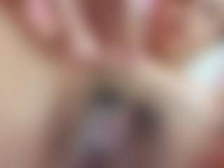 Live cam show with kerry-90 - Brown Eyes on CamSodaAdn