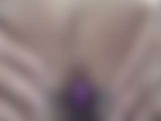 kerry-90's Live Sex Cam Show