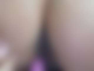 kerry-90's Live Sex Cam Show