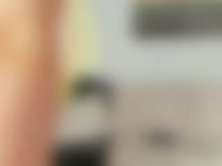 Live cam show with Ann-Sweer - Oil on milfzrlive.com