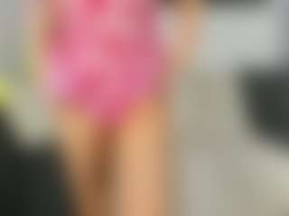Live cam show with Ann-Sweer - Oil on Milfs Live