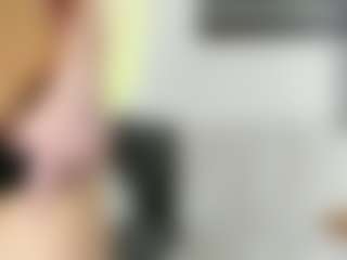 Live cam show with Ann-Sweer - Solo on Camsoda