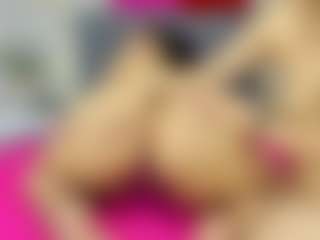Carolinee-Torres's Live Sex Cam Show