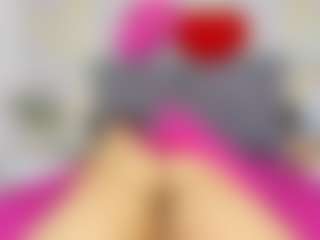 Carolinee-Torres's Live Sex Cam Show