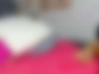 Carolinee-Torres's Live Sex Cam Show