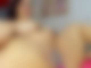 Carolinee-Torres's Live Sex Cam Show