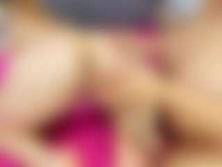 Carolinee-Torres's Live Sex Cam Show