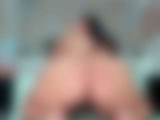 Carolinee-Torres's Live Sex Cam Show