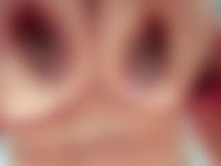 Carolinee-Torres's Live Sex Cam Show