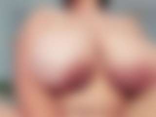 Carolinee-Torres's Live Sex Cam Show