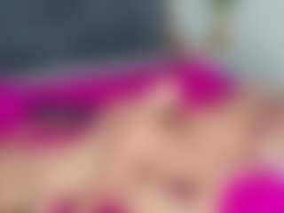 Carolinee-Torres's Live Sex Cam Show