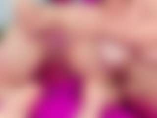 Live cam show with Carolinee-Torres - BBW on Camsoda