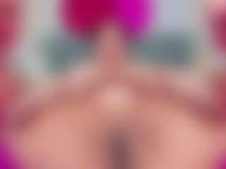Live cam show with Carolinee-Torres - Camel Toe on Strip Flash - Live Sex Shows